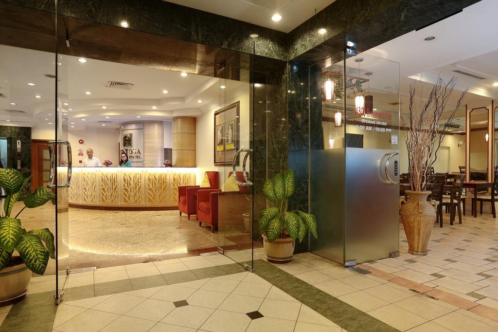 Hotel Sentosa Kuala Belait Extérieur photo