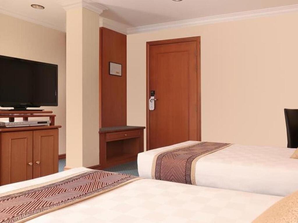 Hotel Sentosa Kuala Belait Extérieur photo