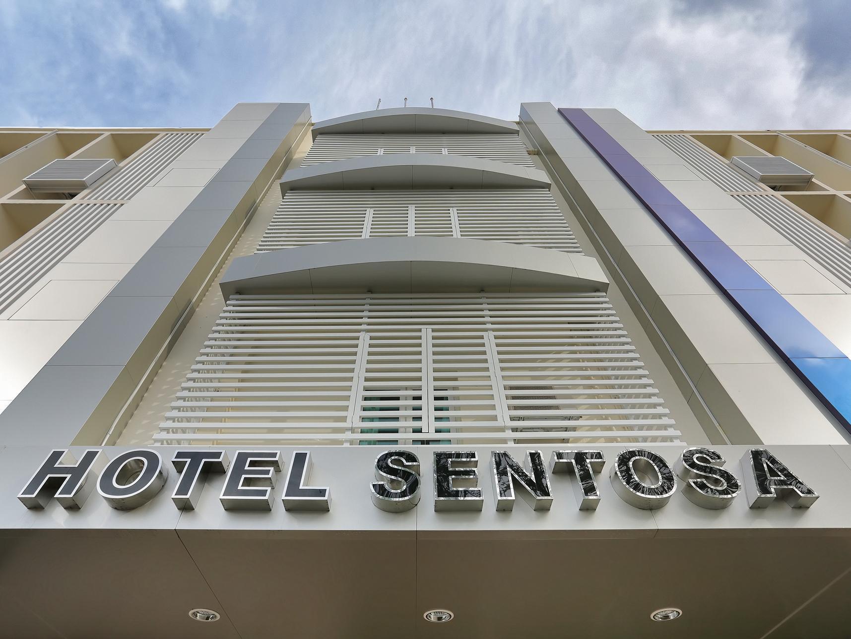 Hotel Sentosa Kuala Belait Extérieur photo
